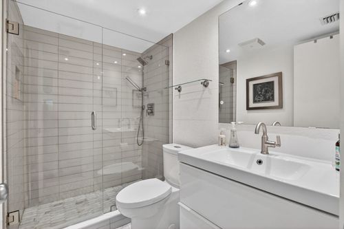 apt-402-5851 Camino Del Sol, Boca Raton, FL, 33433-6536 | Card Image