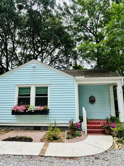 1550 Folly Rd, Charleston, SC, 29412-9510 | Card Image