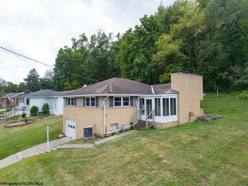 113 Rebrook St, Clarksburg, WV, 26301-9518 | Card Image