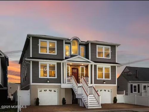 431 Hiering Ave, Seaside Heights, NJ, 08751-1628 | Card Image