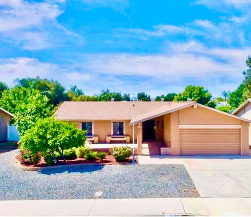 26401 Harrisburg Dr, Menifee, CA, 92586 | Card Image