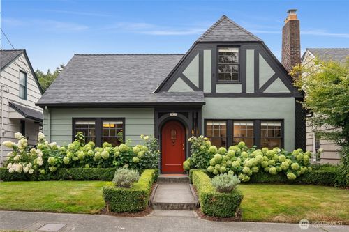 1921 E Blaine St, Seattle, WA, 98112-2916 | Card Image