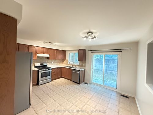 67 Duffin Dr, Stouffville, ON, L4A0R6 | Card Image