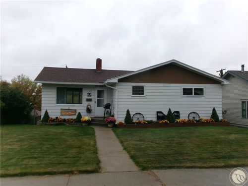 1109 W Water St, Lewistown, MT, 59457-2840 | Card Image