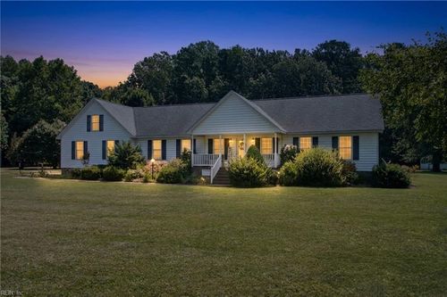 353 N End Ests, North, VA, 23128-2051 | Card Image