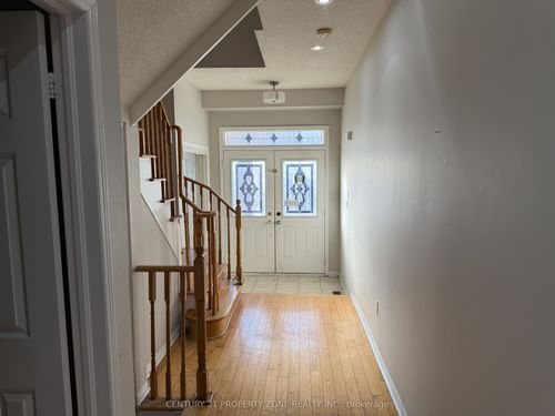 77 Maddybeth Cres, Brampton, ON, L6Y5R6 | Card Image