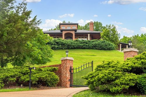 106B Timber Hills Rd, Hendersonville, TN, 37075 | Card Image