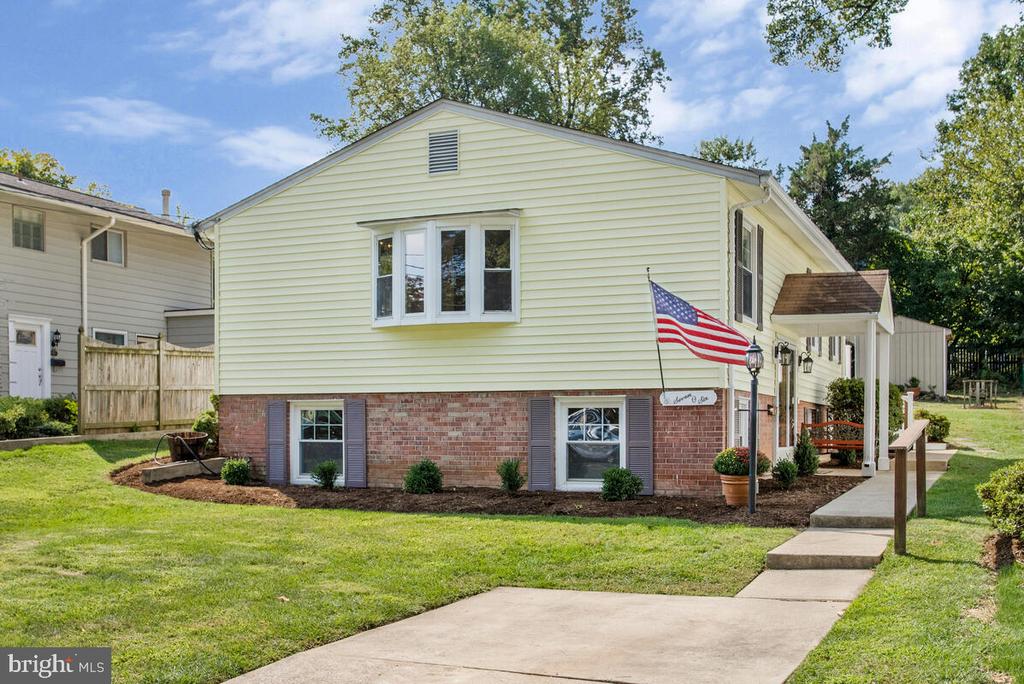 Carr Ave, Rockville, MD 20850