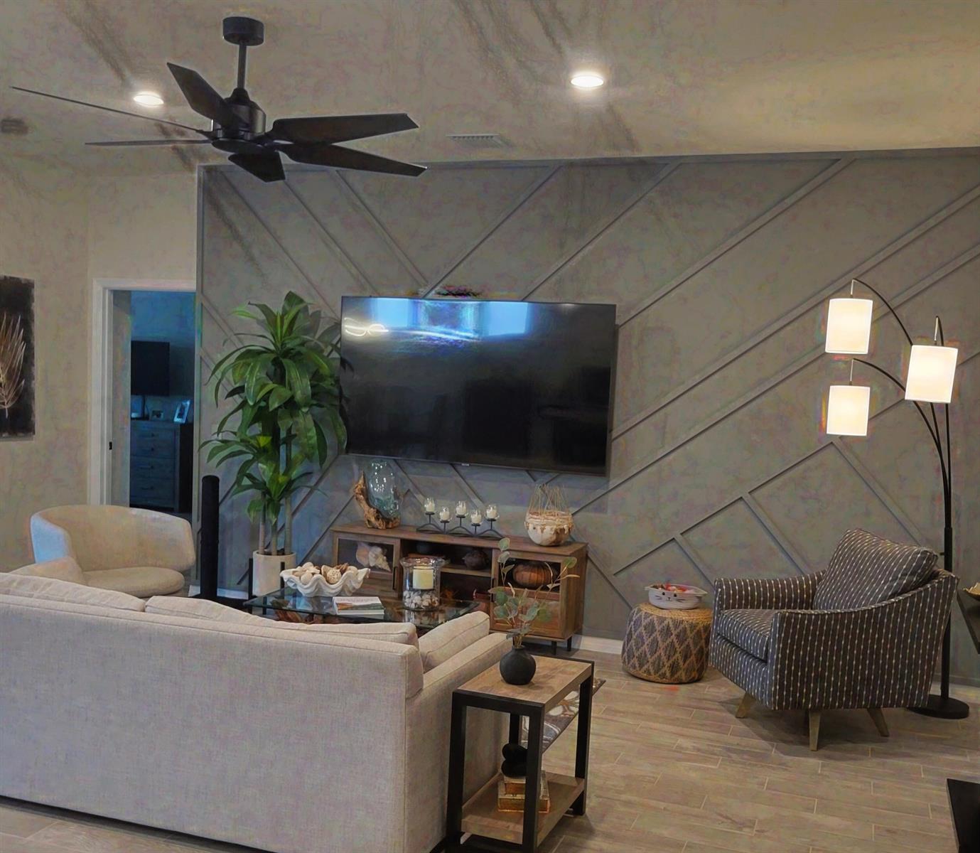 Residential in Lake Worth 4