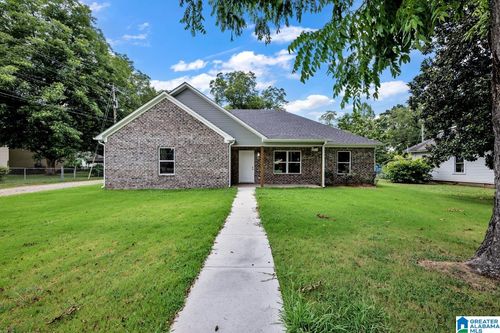 405 2nd St S, Oneonta, AL, 35121-2112 | Card Image