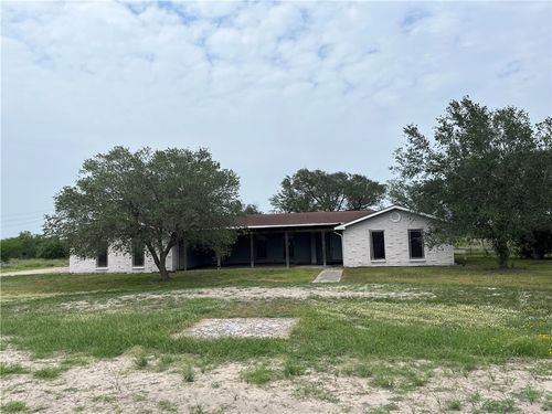 785 S County Road 305, Orange Grove, TX, 78372-9237 | Card Image