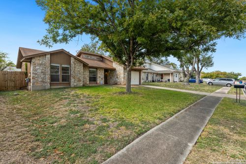 4746 Casa Bello St, San Antonio, TX, 78233 | Card Image