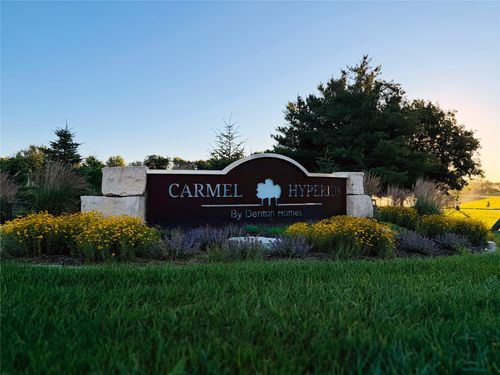 7593 Sani Ct, Johnston, IA, 50131-7500 | Card Image