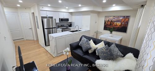 3-157 Isaac Devins Blvd, Toronto, ON, M9M0C5 | Card Image