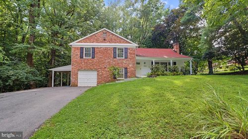 7800 Seven Locks Rd, BETHESDA, MD, 20817-4563 | Card Image