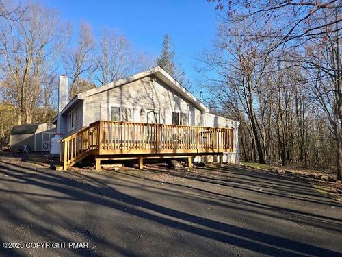 40 Tunkhannock Dr, Albrightsville, PA, 18210-7803 | Card Image
