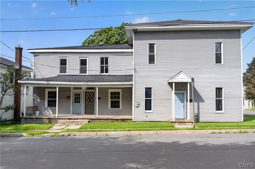 34 E Albany St, Oswego, NY, 13126-3117 | Card Image