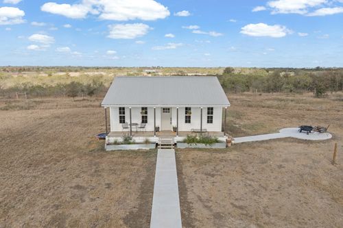 5287 Pettytown Rd, Red Rock, TX, 78662-2871 | Card Image