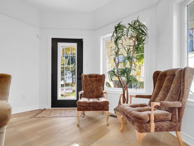 379 Front St, House other with 3 bedrooms, 4 bathrooms and 3 parking in Port Stanley ON | Image 6