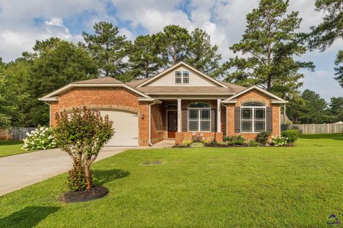 105 Bedford Ct, Perry, GA, 31069-4600 | Card Image