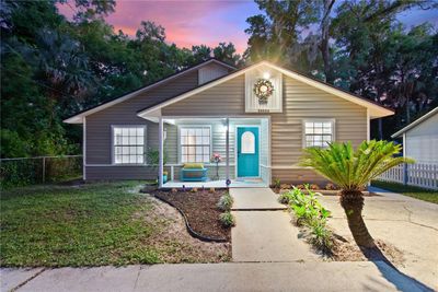 25336 Saint Anne Street, House other with 3 bedrooms, 2 bathrooms and null parking in MOUNT PLYMOUTH FL | Image 1