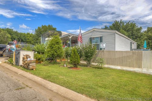 941 W 139th Place, Glenpool, OK, 74033 | Card Image