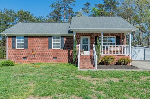 148 Odle Ln, Eden, NC, 27288-7823 | Card Image