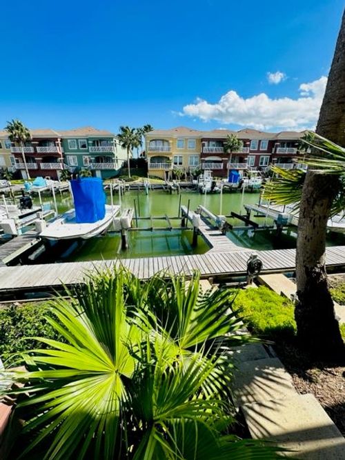 9 Harbor Pt, Laguna Vista, TX, 78578-2546 | Card Image