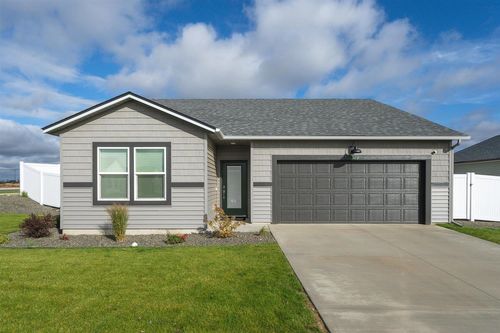 139 S Jaeger Ct, Airway Heights, WA, 99001 | Card Image