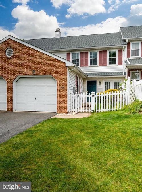 1766 Betz Farm Dr, LANCASTER, PA, 17603-7403 | Card Image