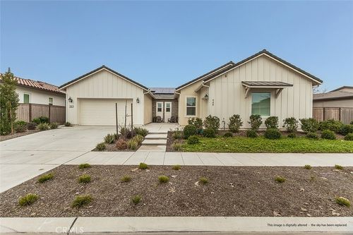 948 Beaver Pond Loop, Madera, CA, 93636-9057 | Card Image