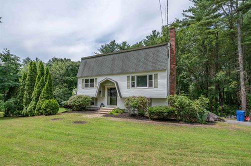 241 High Range Rd, Londonderry, NH, 03053-2676 | Card Image
