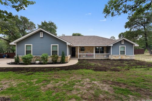 197 Cibolo Ridge Dr, La Vernia, TX, 78121-5883 | Card Image