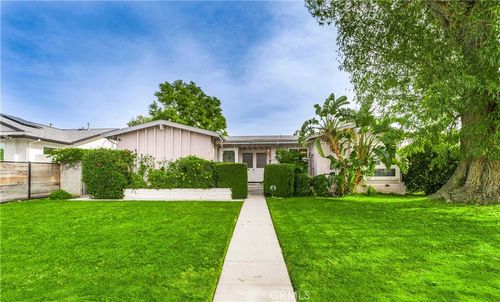 6922 Woodlake Ave, West Hills, CA, 91307-2509 | Card Image