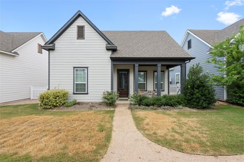 1182 Grant Wood Ave, Driftwood, TX, 78619-2008 | Card Image