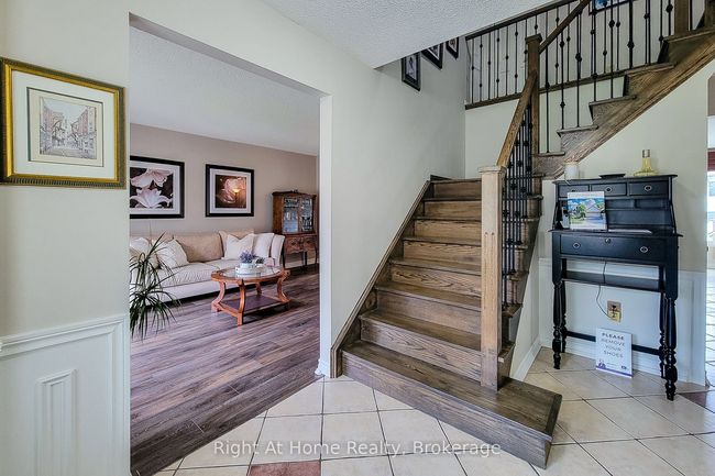 133 Lavender Dr, House other with 5 bedrooms, 3 bathrooms and 2 parking in Ancaster ON | Image 17