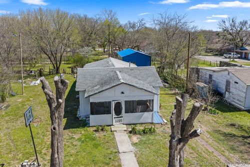 1020 Culbertson St Sw, Ardmore, OK, 73401-5306 | Card Image