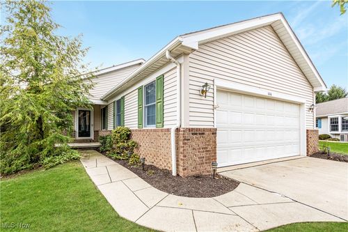 1016 Avian Ct, Brunswick, OH, 44212-2291 | Card Image