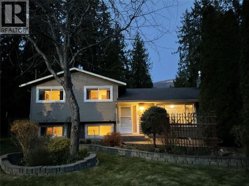 705 Shuswap Avenue, Sicamous, BC, V0E2V0 | Card Image