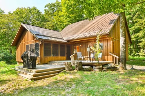 1091 Lindey Lane, North Frontenac, ON, K0H1B0 | Card Image