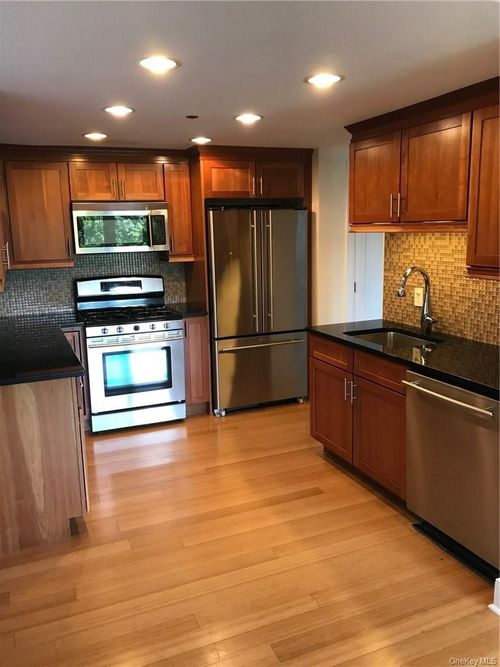 apt-7g-1020 Warburton Ave, Yonkers, NY, 10701-1259 | Card Image