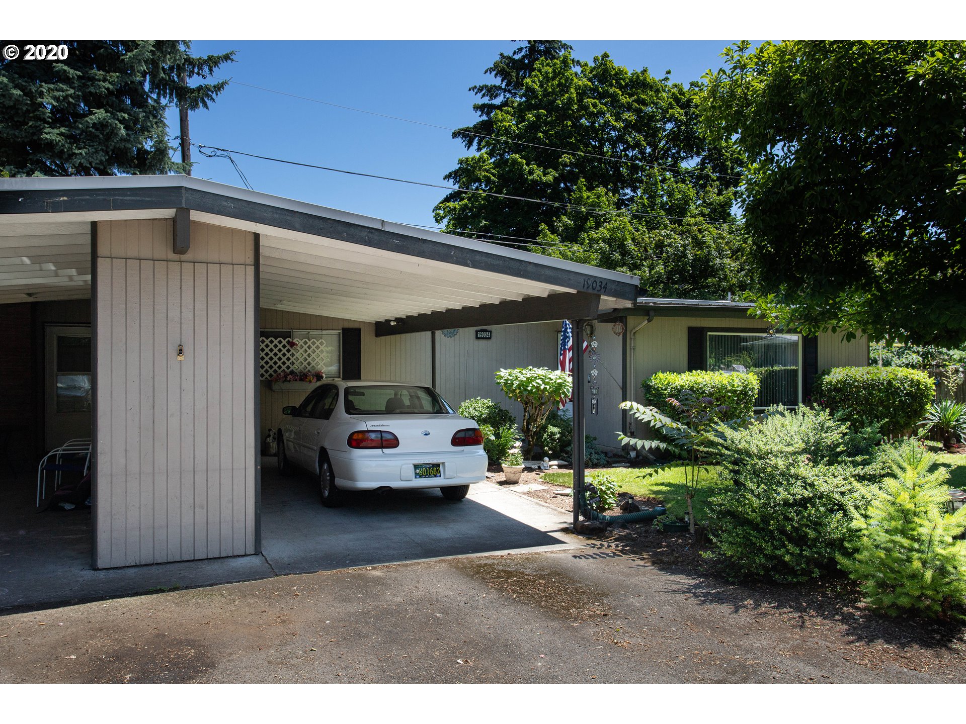 Glisan St, Portland, OR 97230