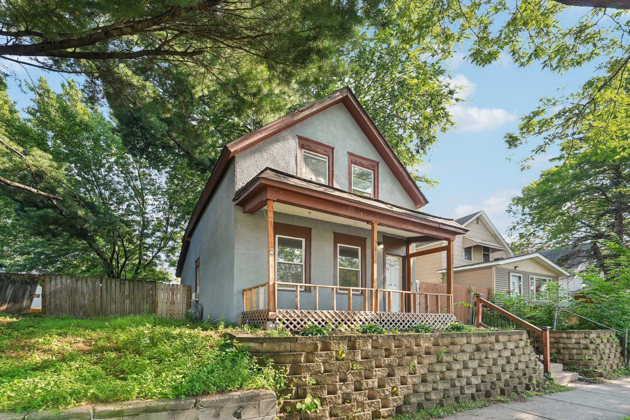 York Ave, Saint Paul, MN 55106