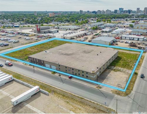 1600 Elliott St, Regina, SK, S4N6L1 | Card Image