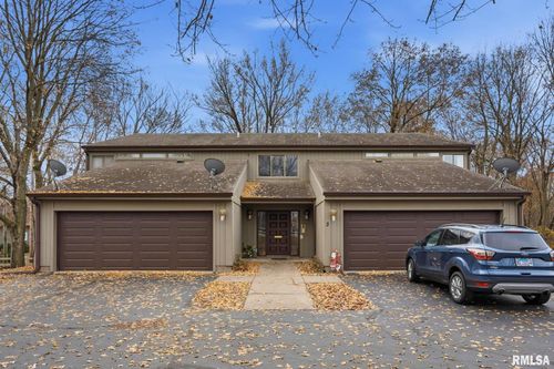 3c-2200 36th St, Rock Island, IL, 61201-5053 | Card Image