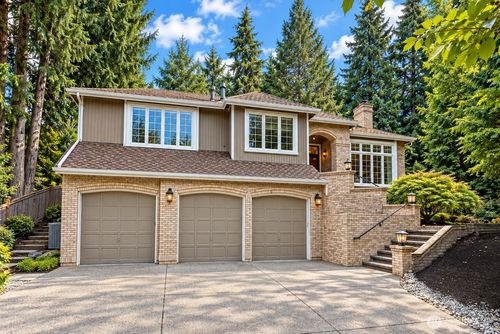 19745 Ne 127th Pl, Woodinville, WA, 98077-5604 | Card Image