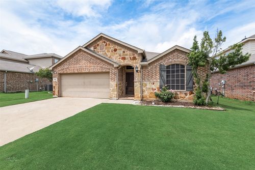 8221 Black Hills Trl, Aubrey, TX, 76227-1418 | Card Image