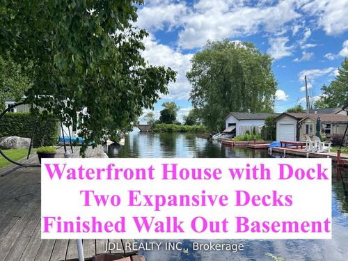 11 Red Robin Rd, Keswick, ON, L4P3E9 | Card Image