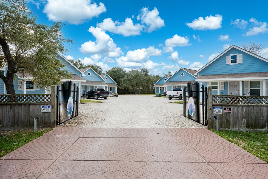 Residential Income in Rockport 3