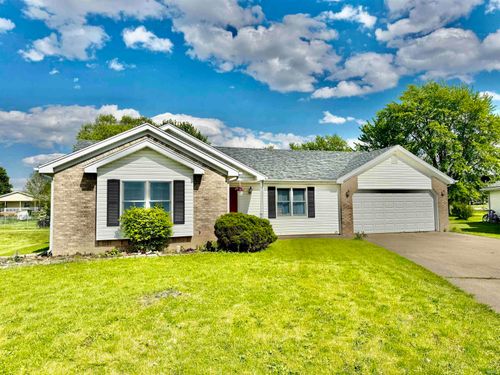 806 Deer Ridge Xing, Auburn, IN, 46706-1490 | Card Image
